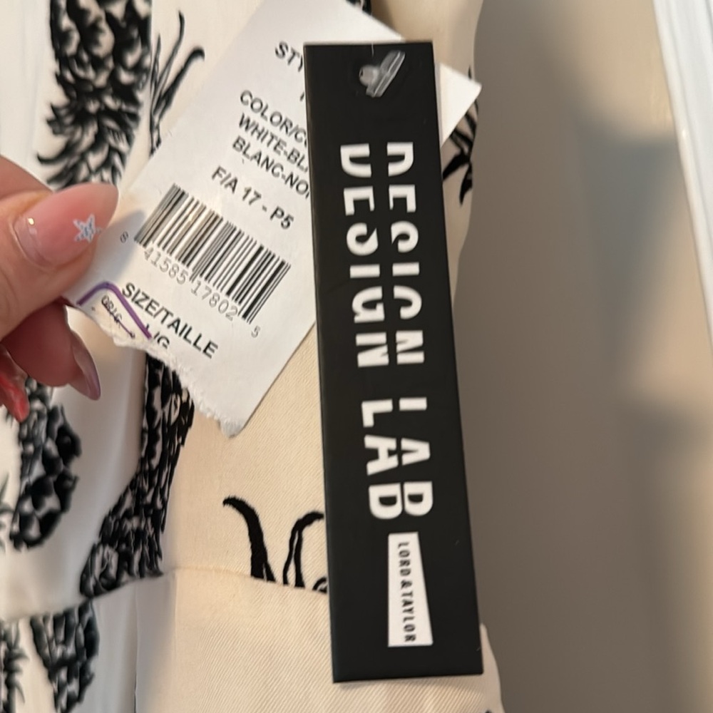 Design Lab Lord & Taylor Cream and Black Pineapple Romper - Picture 7 of 8